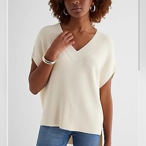 EXPRESS Ribbed V-Neck Short Sleeve Oversized Sweater in White S